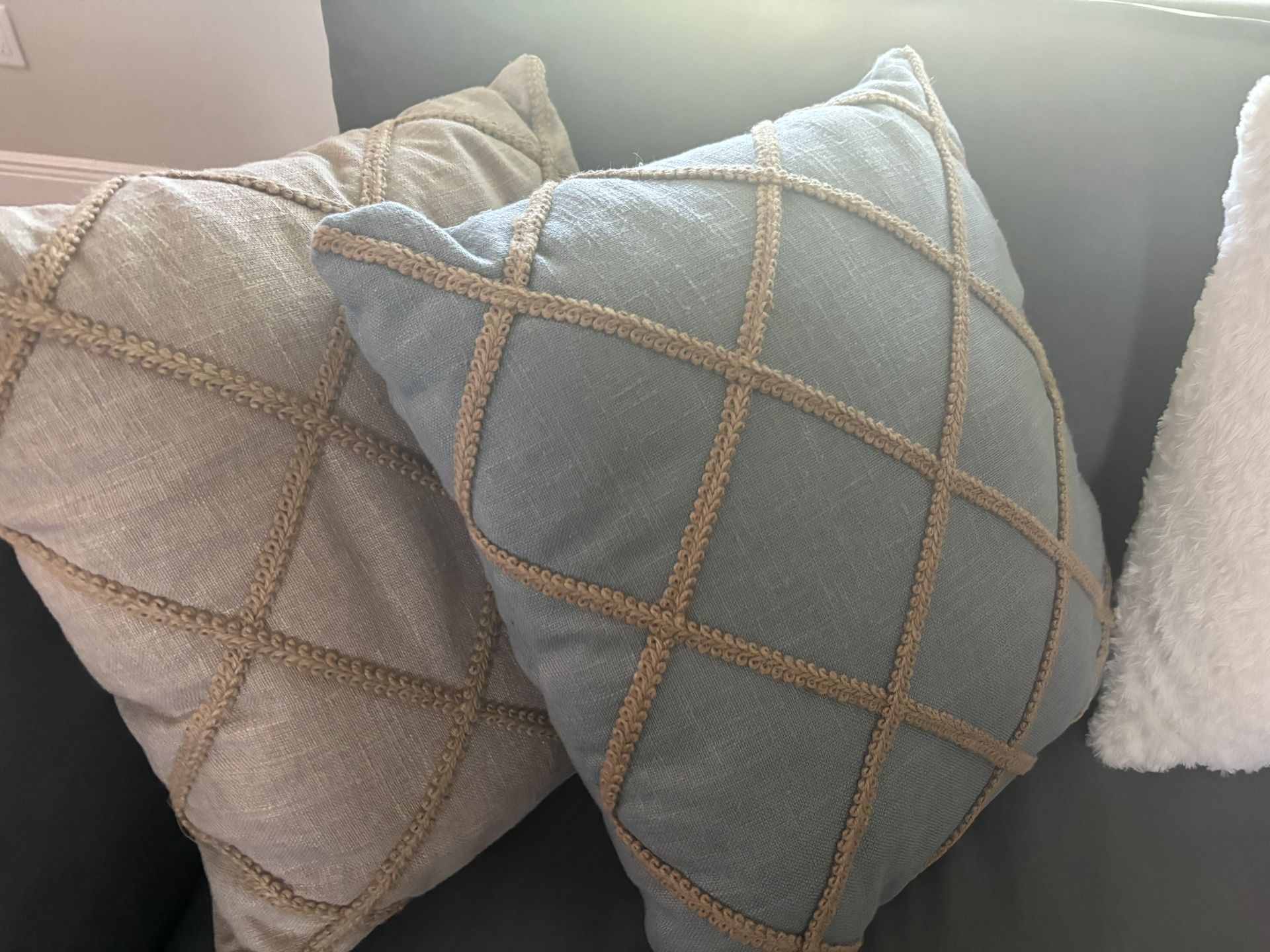 Throw Pillows for Sale in Bonita Springs, FL OfferUp