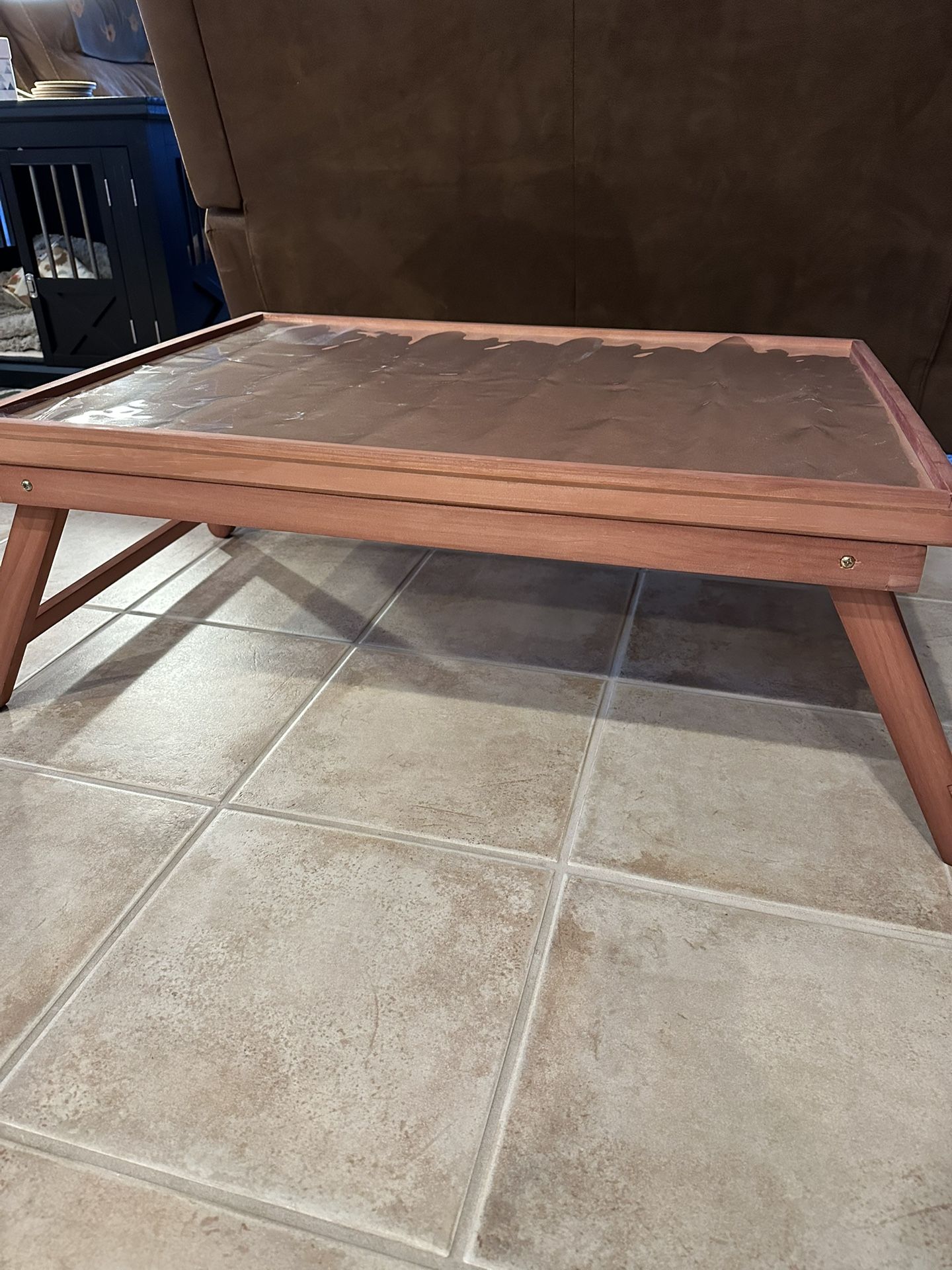 Puzzle Plateau/Table Lounger With Cover (large)