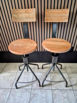 Adjustable Quality Singer Industrial Stool with Back