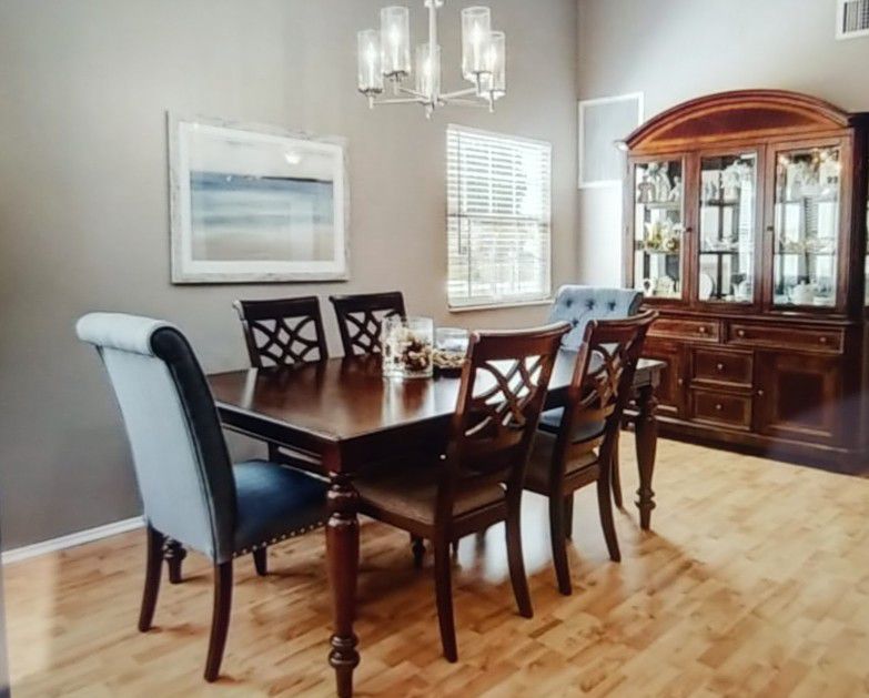 Dining Room Set- 6 Chairs. Superior Quality⭐ $1400 Or Best Respectable Offer