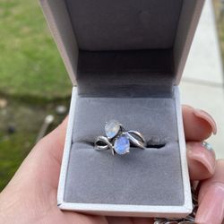 Moonstone & Silver Ring Size 7