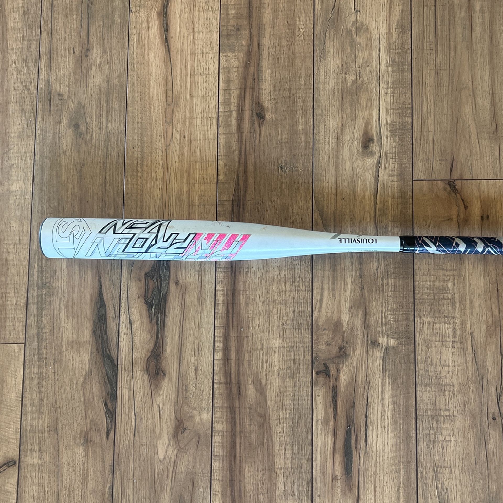 Louisville Slugger 31 Inch Fastpitch Softball Bats for sale