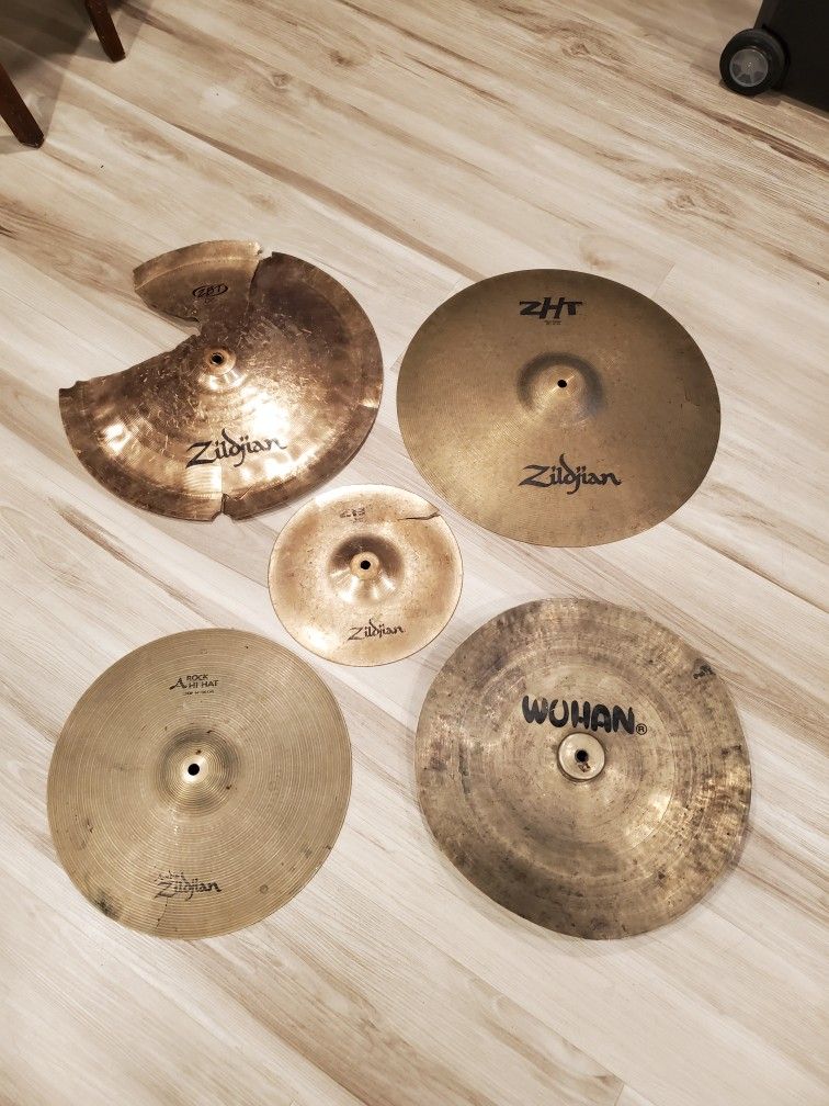 Cracked Cymbal Lot, Zildjian and Wuhan