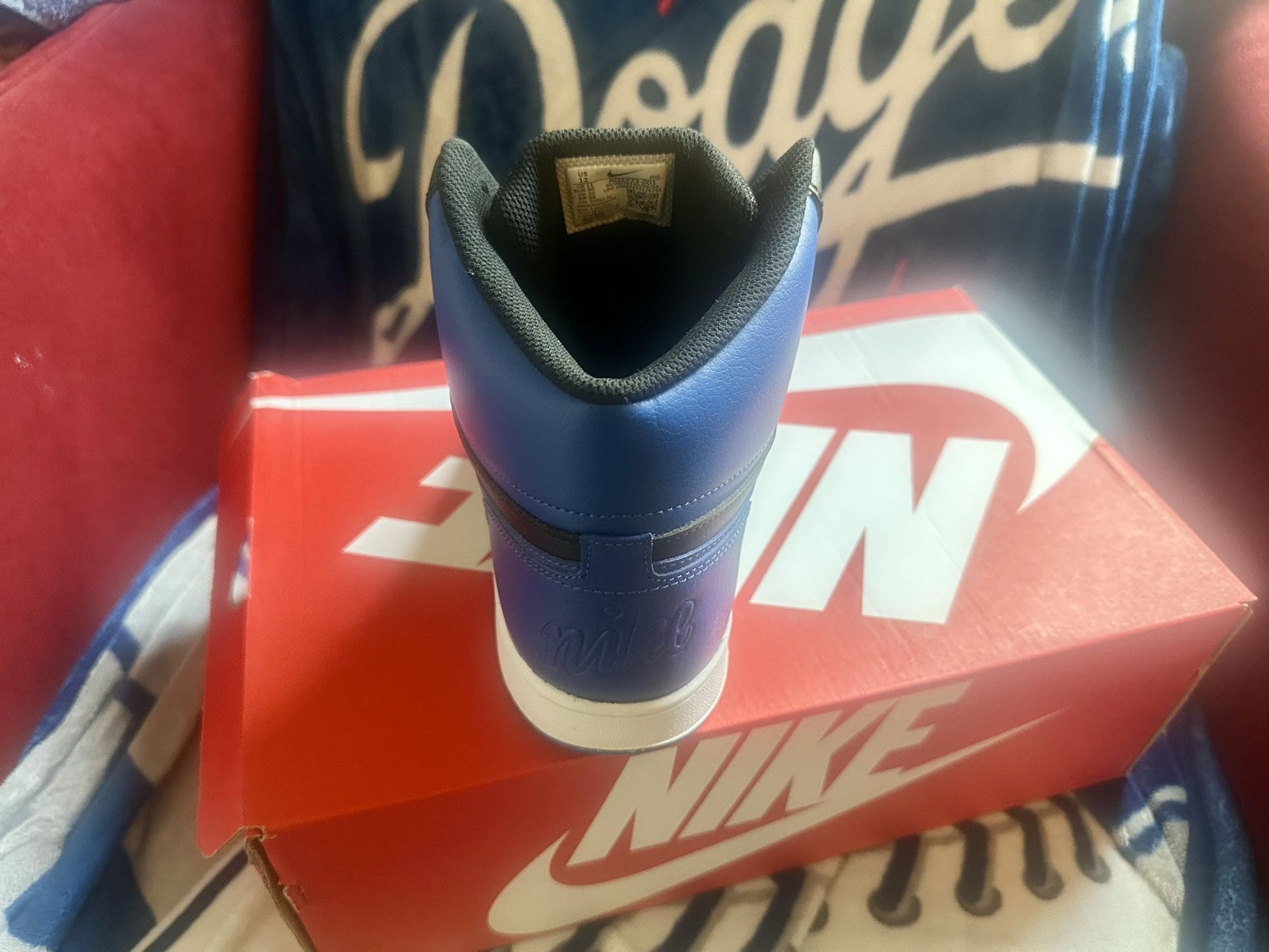 NIKE SHOES SIZE 12 / NEW main image 0