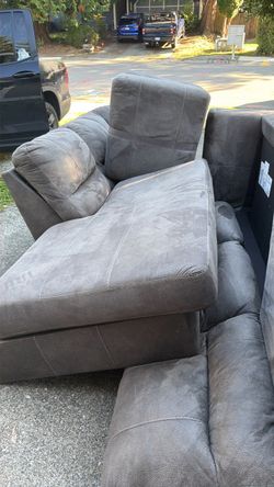Free Sectional couch/Sofa Ready to go!