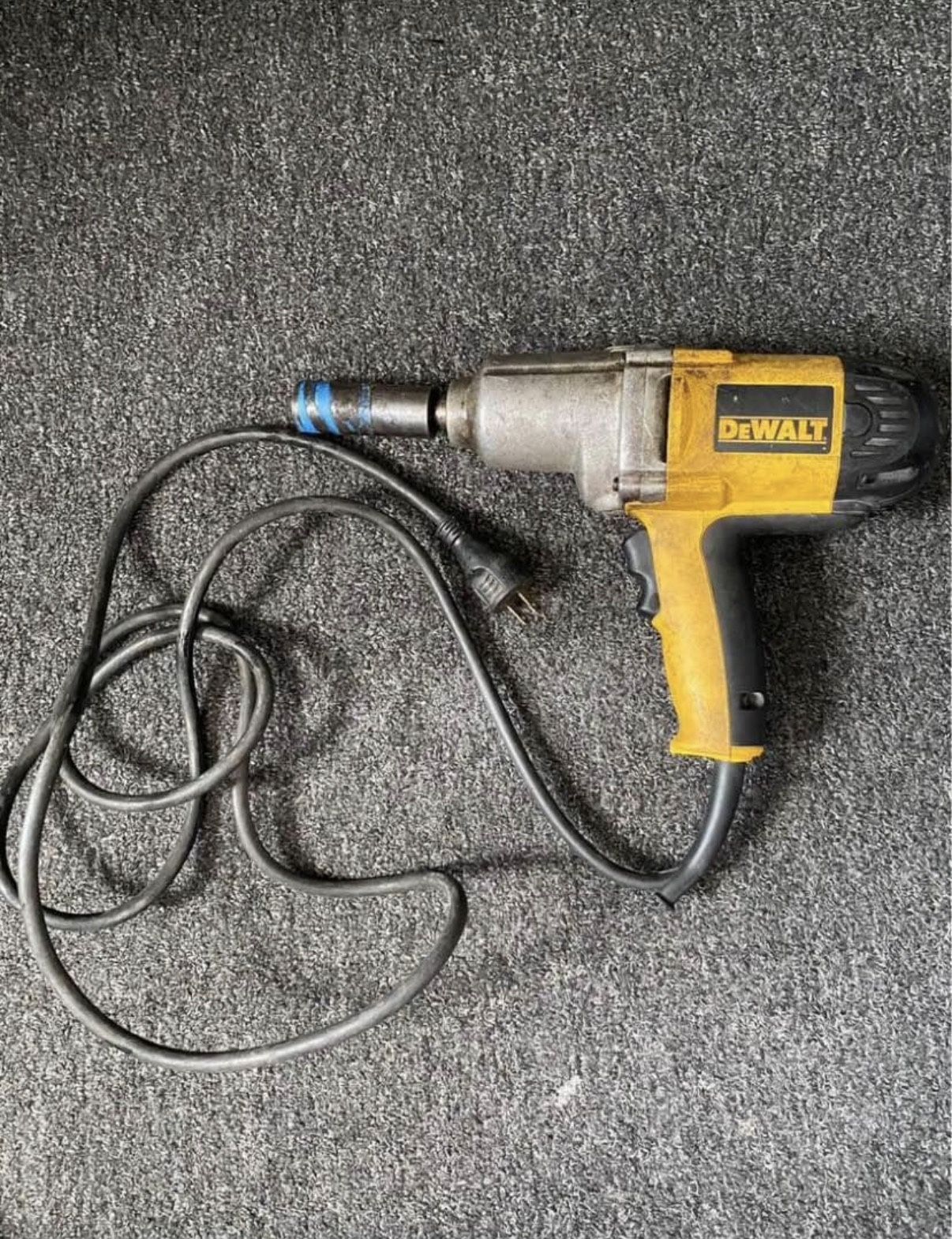 DEWALT HEAVY-DUTY 1/2" IMPACT WRENCH WITH DETENT PIN ANVIL (DW292)