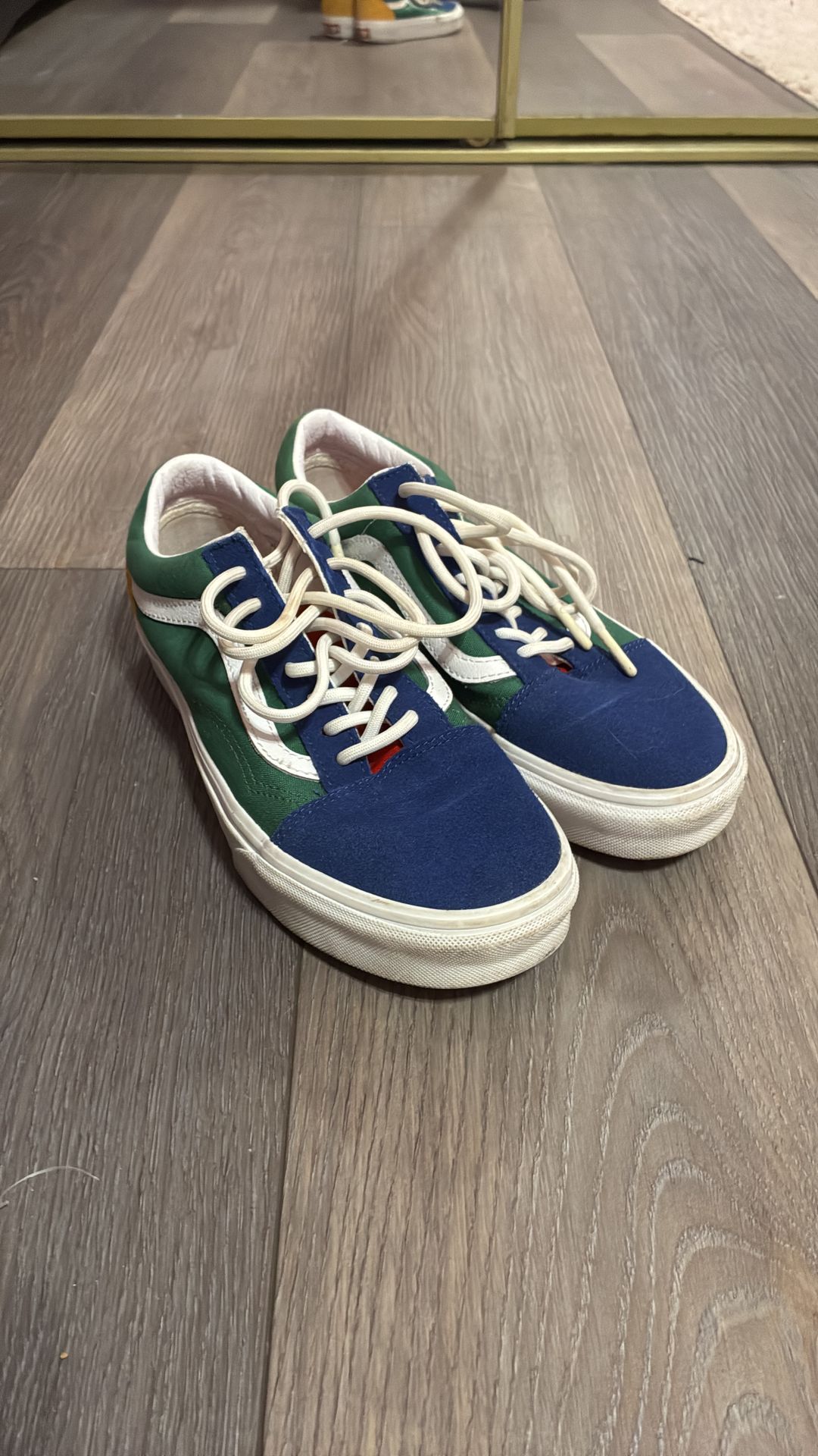 Colorful Vans M6/W7.5
