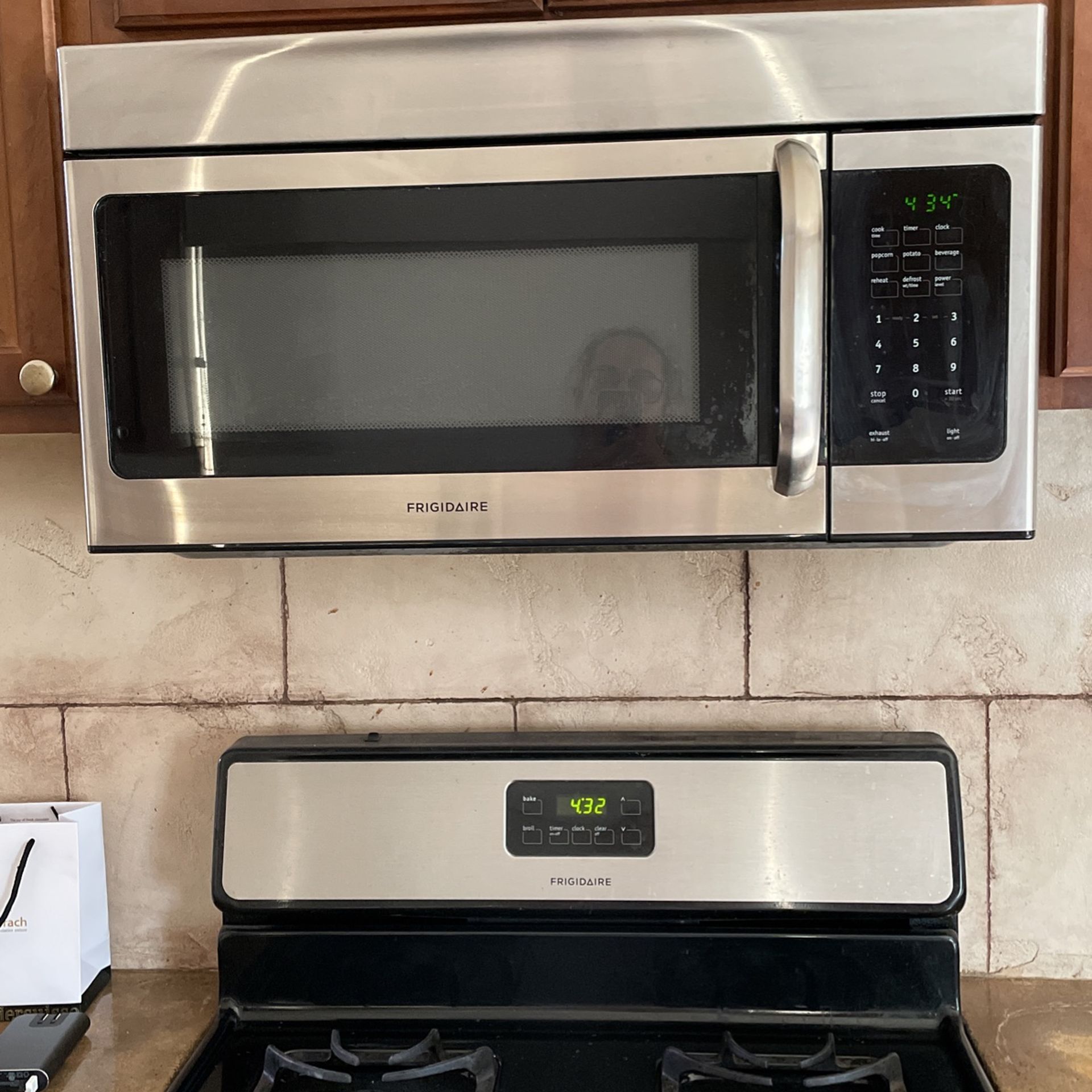 Microwave (Frigidaire)