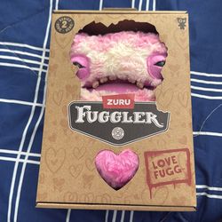 Wide eye pink heart fugglar unopened
