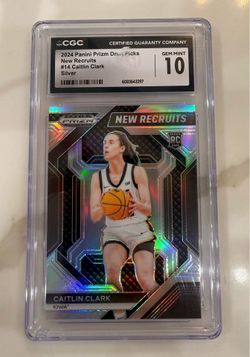 The product is a 2024 Panini Prizm Draft Picks trading card featuring basketball player Caitlin Clark from the Iowa Hawkeyes. This particular card is 