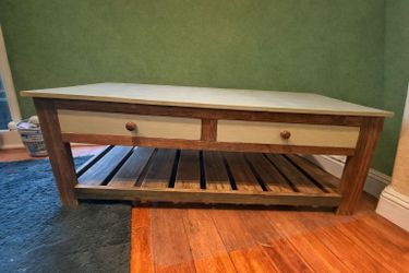 Rustic Farmhouse Coffee Table