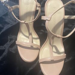 NWOT Wild Diva Lounge Size 7 High Heel Sandals Rose Tan Color