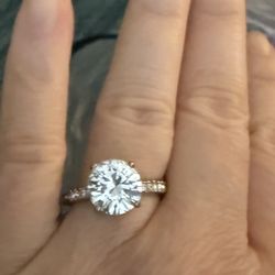 Cubic Zirconia  Diamond Solitude Size 7.5