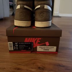 Travis Scott Jordan 1 High Mocha Size 11.5