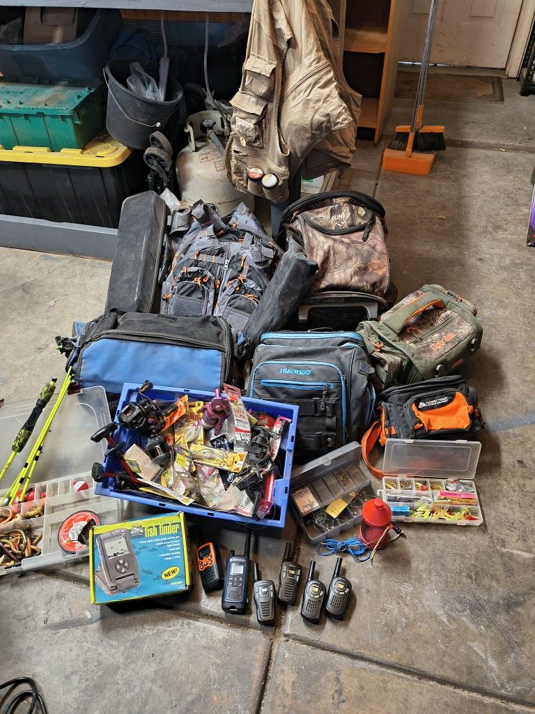 Fishing Shit for Sale in Bakersfield, CA - OfferUp