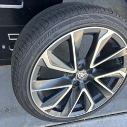 Single Toyota Corolla Rim And Tire 18” Oem ( One 1 Wheel Only )( Solamente Un 1 Rin )