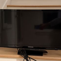 Samsung TV 23.6 inch