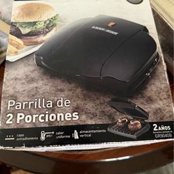 Black and Decker grill in new condition