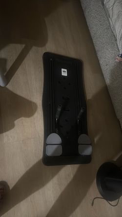 Foldable portable Pilates
