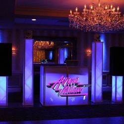 Dj Avini Milan Dj, Mc, Karaoke, Rentals. Bilingual (Español) 