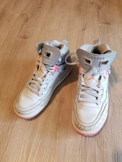Jordan.  Size 4.5Y.   kids. For Girls