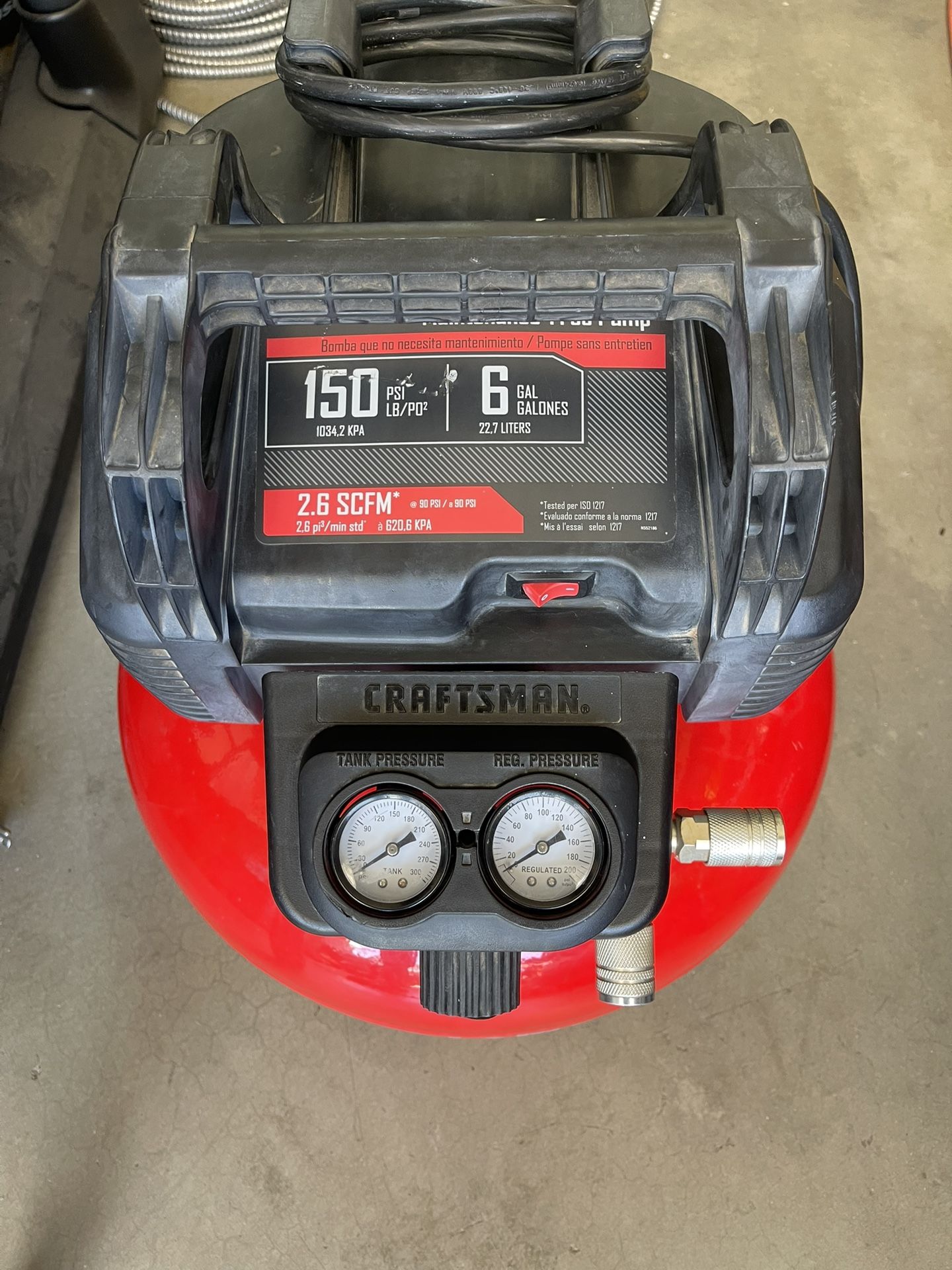 CRAFTSMAN Air Compressor (6 gal) - CMEC6150
