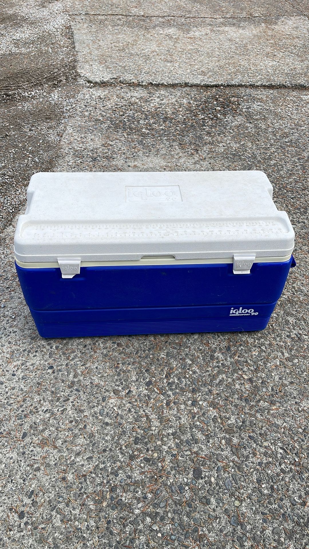 Igloo Sport 90 Cooler