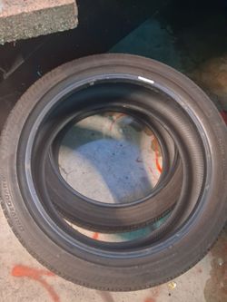 Bridgestone 17' tire both for 100