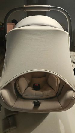 Nina pipa air car seat with base