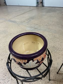 To plant with heavy duty stand
