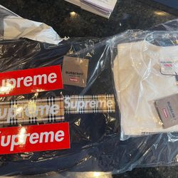 Supreme T Shirt And Hoddie 