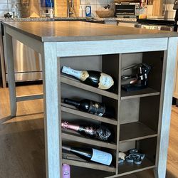 Kitchen Island / Kitchen Table With Storage 