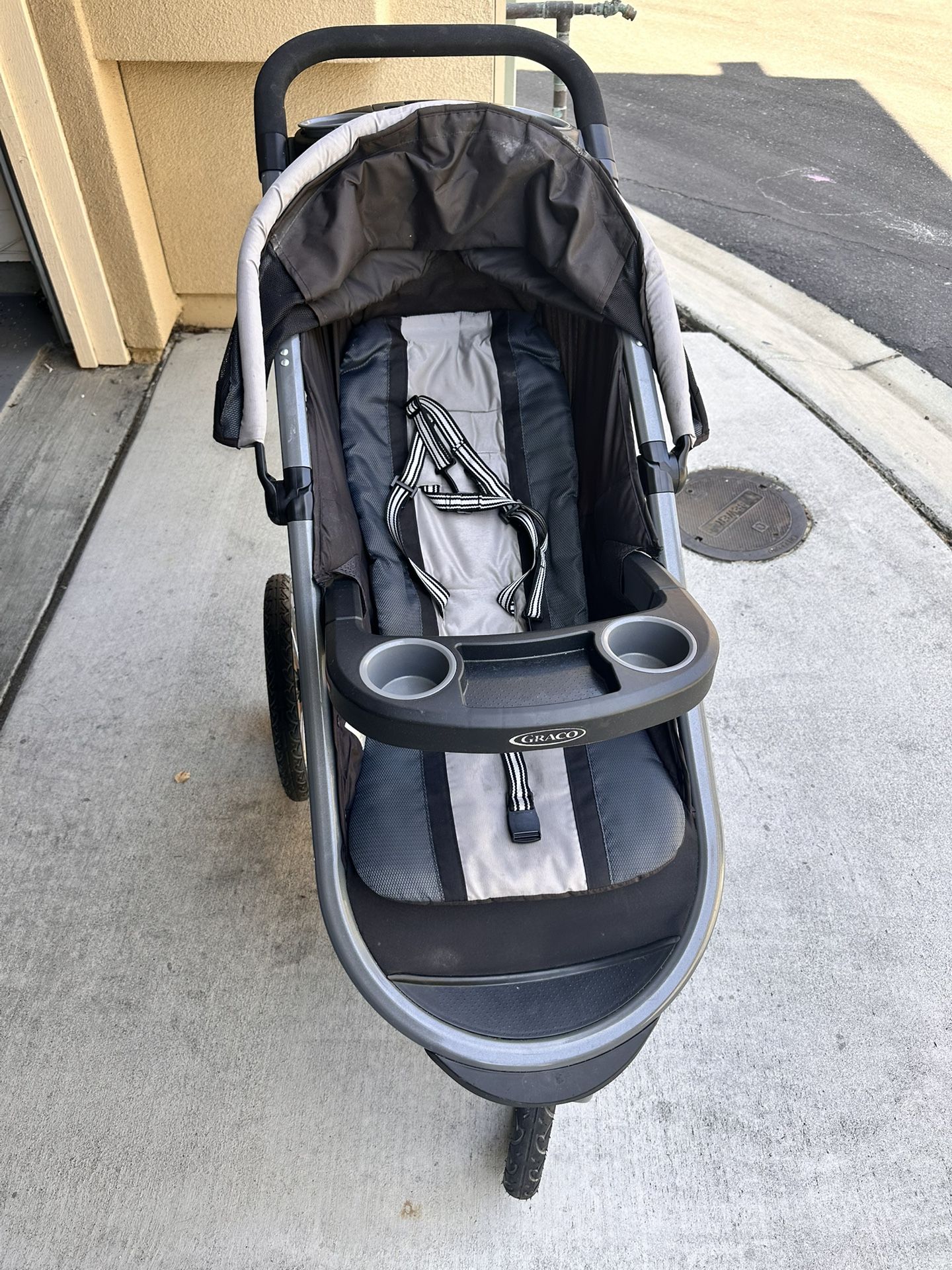 Graco Folding Jogger Stroller
