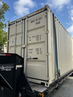 Shipping Containers | 20 ft, 40 HC