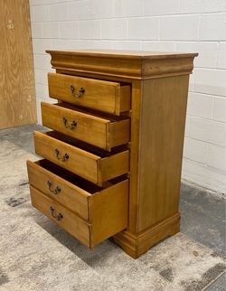 Coaster Wood Chest of Drawers