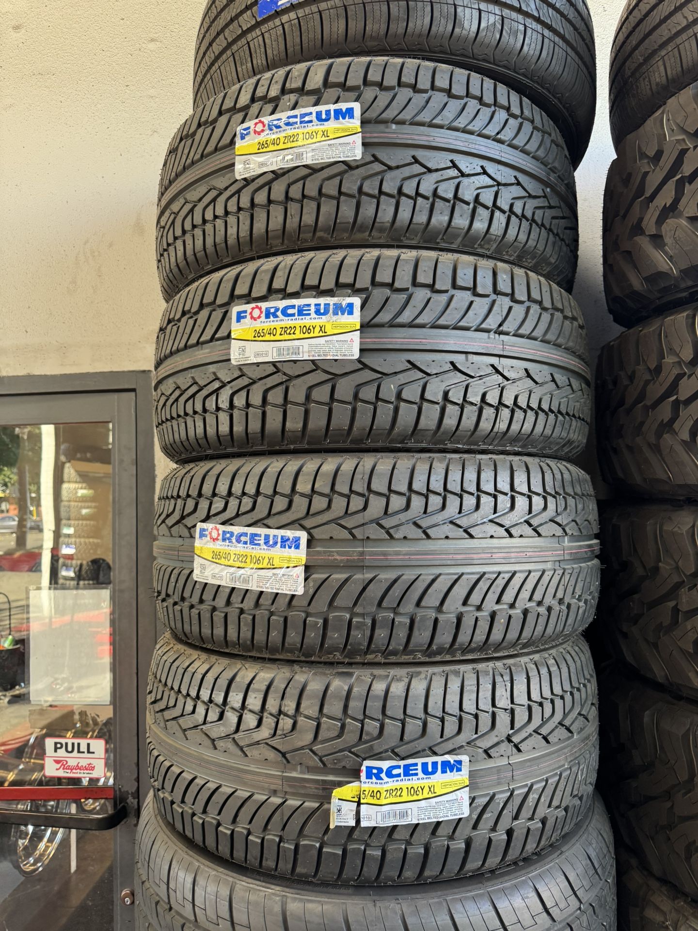 265/35R22 SET OF 4 NEW TIRES WITH INSTALLATION AND BALANCING
