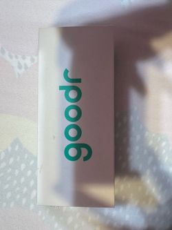 goodr White Sunglasses with Blue Lenses