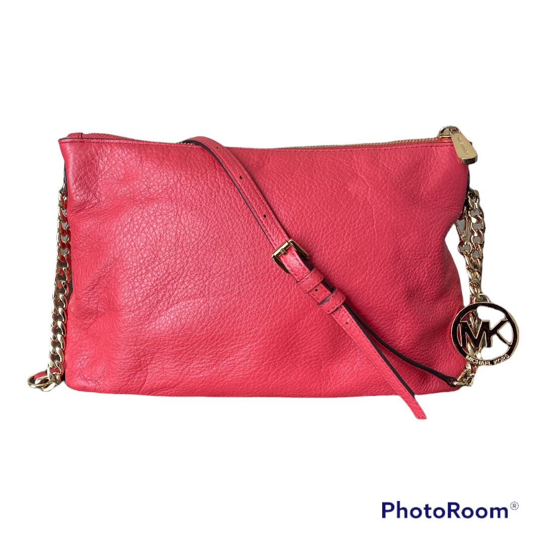 7 Michael Kors Messenger And Crossbody Bags That Are A Must-Have · ChicMags