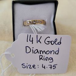 14k Diamond Gold Ring 