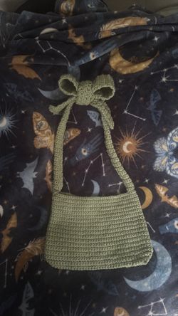 Green bow bag