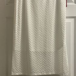 Brand New Vince Camuto White Midi Skirt Size M 
