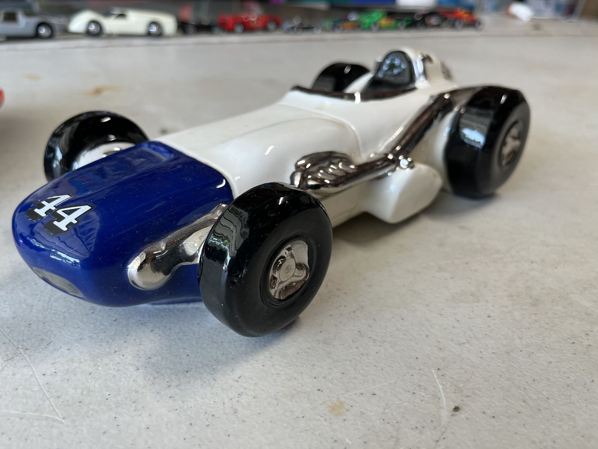 INDY RACE CAR VERY RARE NUMBER 44 ( Empty) DECANTER BY JERRY BARTH
