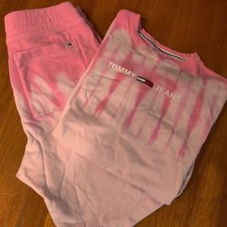 Men's Size XL Crew neck Sweater/ Small Tommy Hilfiger Shorts Pink