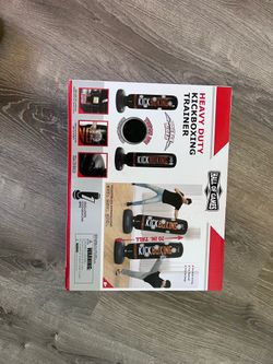 NIB Kickboxer Trainer