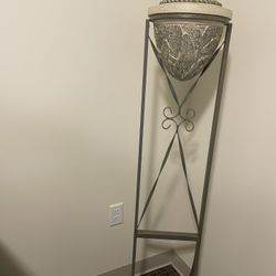 Beautiful Decorative Stand 