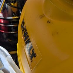 DeWalt Sprayer 