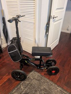 Knee Scooter (BlessReach)