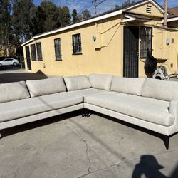 West elm Andes 3 pc Sectional Couch