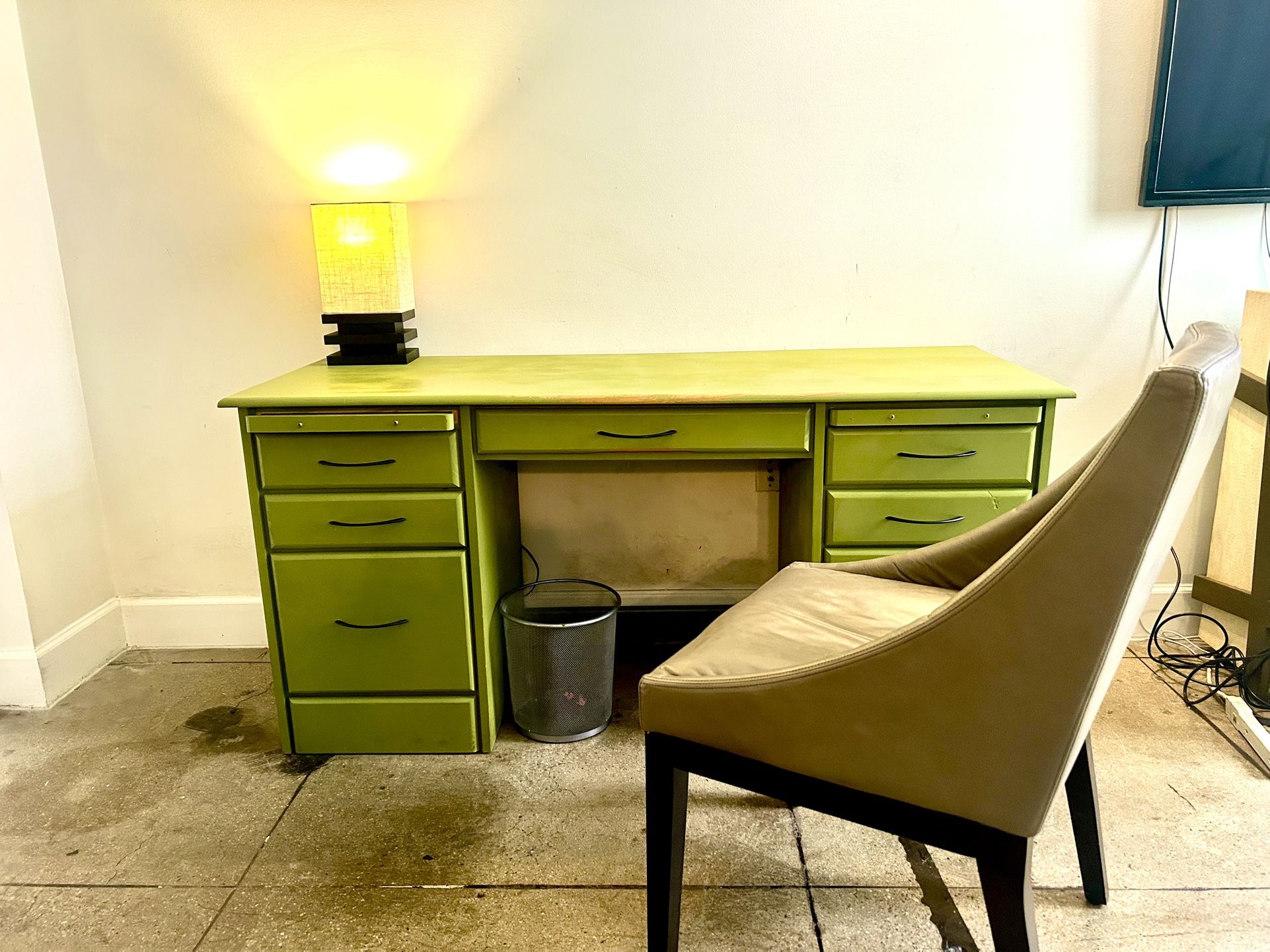 Desk Set - Great Deal!