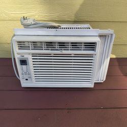 Window Air Conditioner